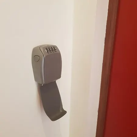 07 - Joli équipé Avec Clim, Vue Sur Jardin, Parking Privatif Gratuit, Grand Fourgon Possible, Le Linge De Maison Est Fourni Razac-sur-lʼIsle