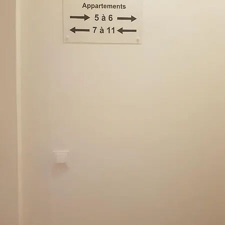 07 - Joli équipé Avec Clim, Vue Sur Jardin, Parking Privatif Gratuit, Grand Fourgon Possible, Le Linge De Maison Est Fourni *