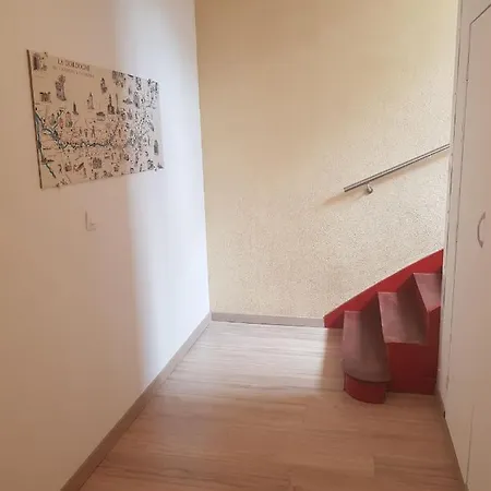 Appartamento 07 - Joli équipé Avec Clim, Vue Sur Jardin, Parking Privatif Gratuit, Grand Fourgon Possible, Le Linge De Maison Est Fourni *