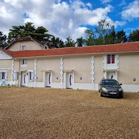 07 - Joli équipé Avec Clim, Vue Sur Jardin, Parking Privatif Gratuit, Grand Fourgon Possible, Le Linge De Maison Est Fourni Appartamento